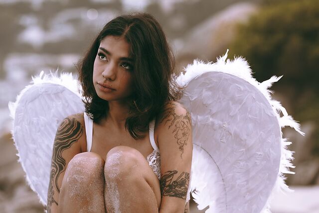 Kira Herman leaked photos