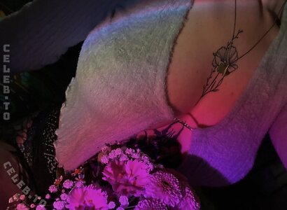 Kira-Julie Nude Leaked Photo #9