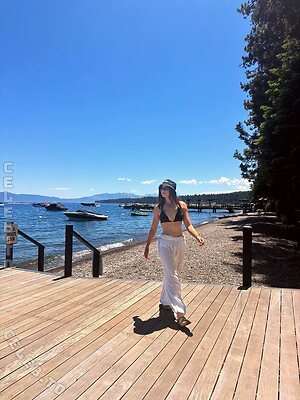 Kira Kosarin photo