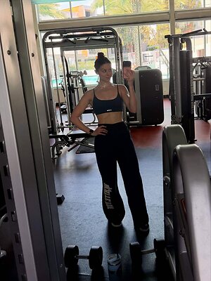 Kira Kosarin leaked photo #161