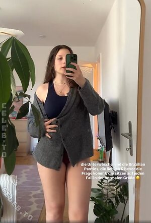 Kirasview Nude Leaked Photo #14