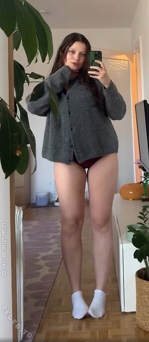 Kirasview Nude Leaked Photo #15