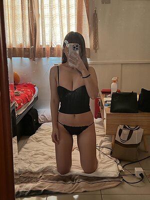kirra._85 leaked photo #15