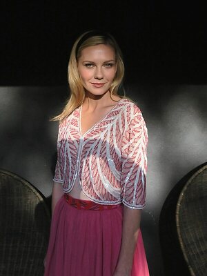 Kirsten Dunst leaked photo #2