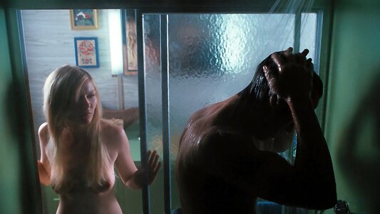 Kirsten Dunst leaked photo #22