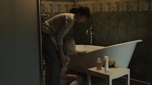 Kirsten Dunst leaked photo #30