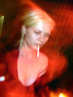 Kirsten Dunst leaked photo #74