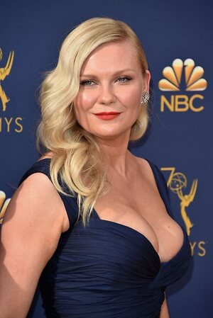 Kirsten Dunst leaked photo #100