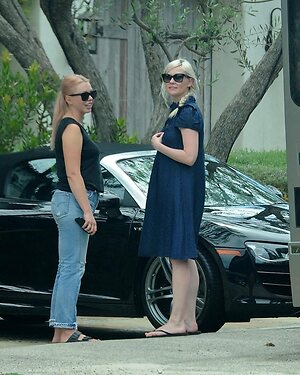 Kirsten Dunst leaked photo #116