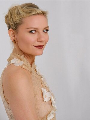 Kirsten Dunst leaked photo #144