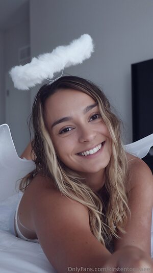 Kirstentoosweet leaked photo #318