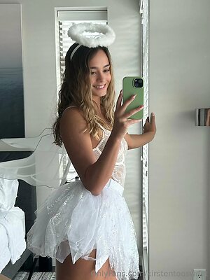Kirstentoosweet leaked photo #330