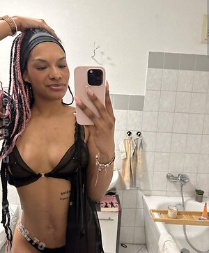 Kischa Richter Nude Leaked Photo #14