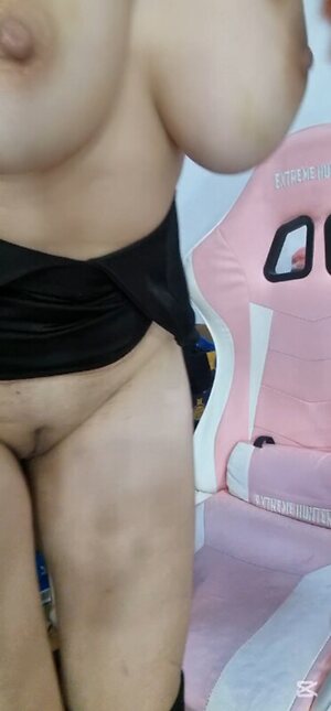 Kitana ASMR leaked photo #6