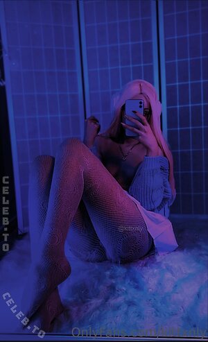 Kittxnly Nude Leaked Photo #6