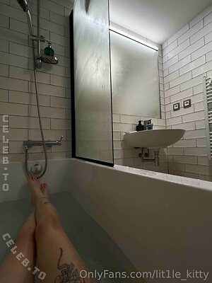 Kitty Emili leaked photo #22