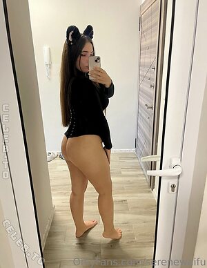 Kittyserene Nude Leaked Photo #3