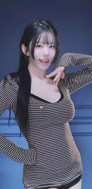kkok7816 leaked photo #11