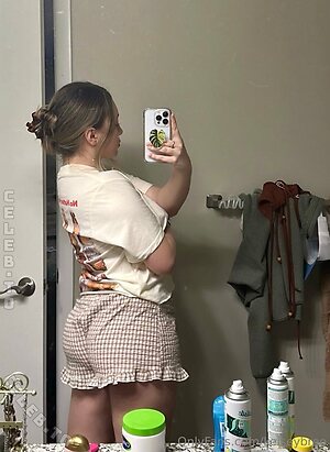 klaraxpetite Nude Leaked Photo #153