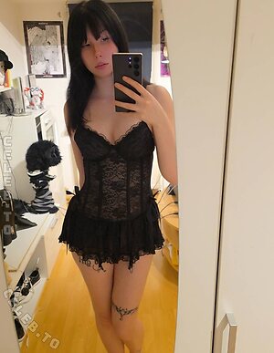 Kleine_Seras Nude Leaked Photo #20