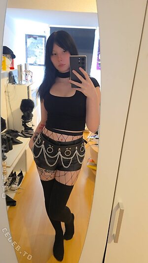 Kleine_Seras Nude Leaked Photo #26