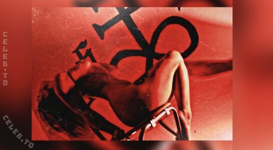 Kleinesmiststueck Nude Leaked Photo #12