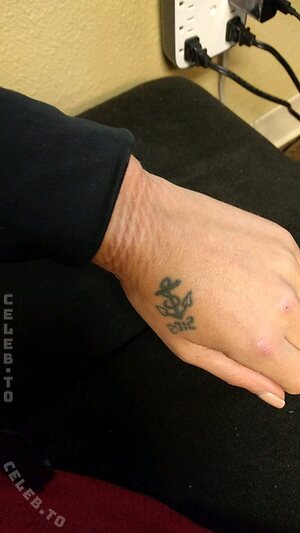 Kleio Valentien Nude Leaked Photo #65