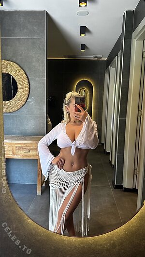 knagi_ Nude Leaked Photo #2