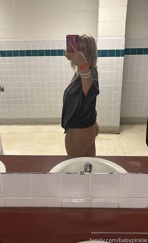 Knownaries leaked photo #3