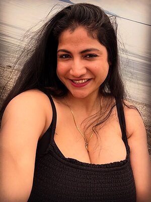 komal bhagat leaked photo #25
