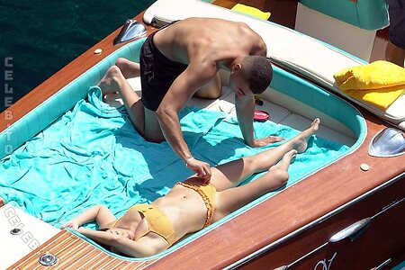 Kourtney Kardashian Nude Leaked Photo #14