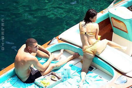 Kourtney Kardashian Nude Leaked Photo #20