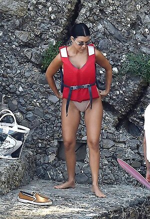 Kourtney Kardashian leaked photo #33