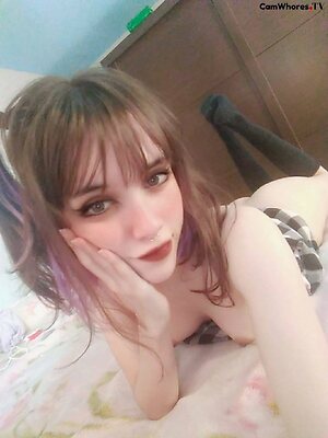 Kozzume Nude Leaked Photo #13