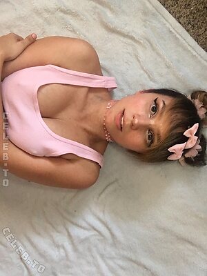 krissipookie Nude Leaked Photo #30