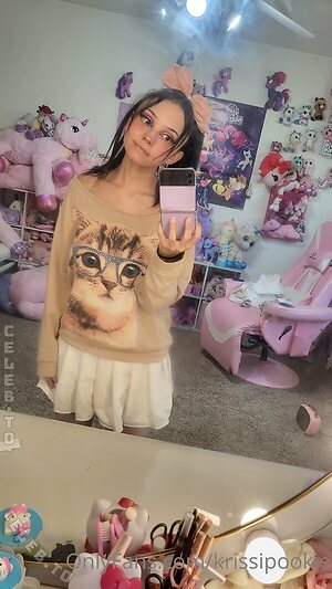 krissipookie Nude Leaked Photo #242