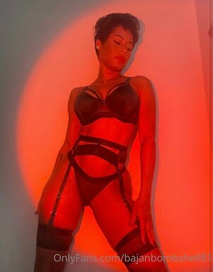 Kristal Marshall leaked photo #14