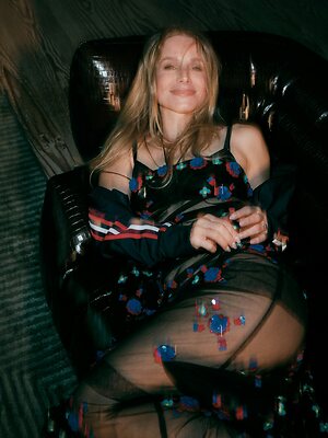 Kristen Bell leaked photos