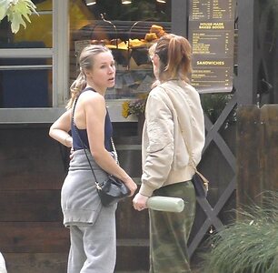 Kristen Bell leaked photo #227