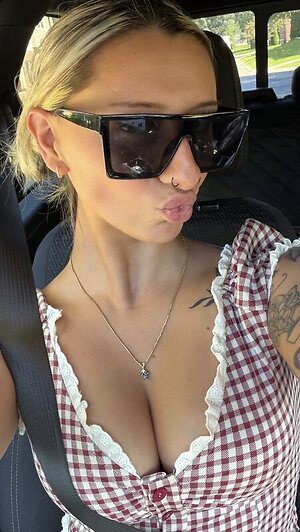 Kristineelifts leaked photo #6