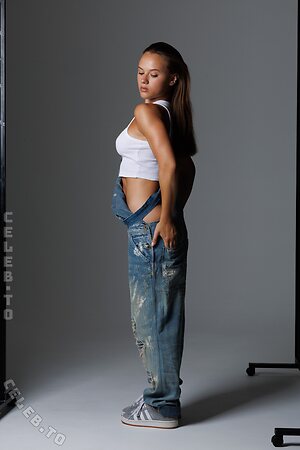 Kristyna Shmidt Nude Leaked Photo #11