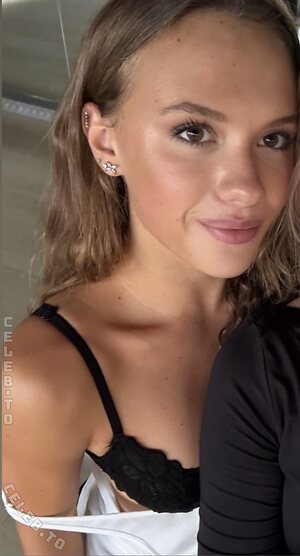 Kristyna Shmidt leaked photo #40