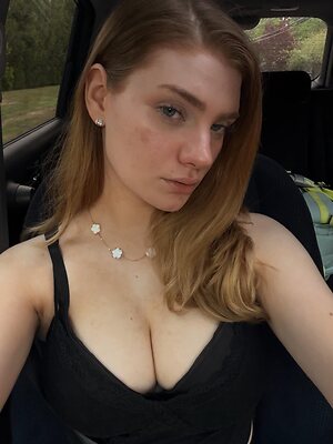 krystalhop · Kristyn Hopkins leaked photo #21