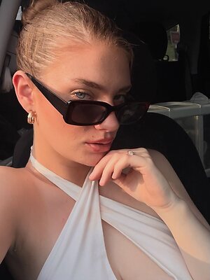 krystalhop · Kristyn Hopkins leaked photo #35