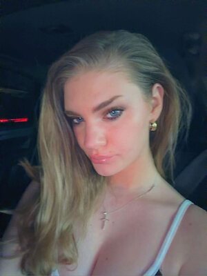 krystalhop · Kristyn Hopkins leaked photo #47