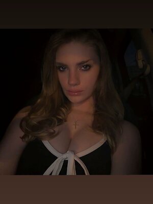 krystalhop · Kristyn Hopkins leaked photo #48