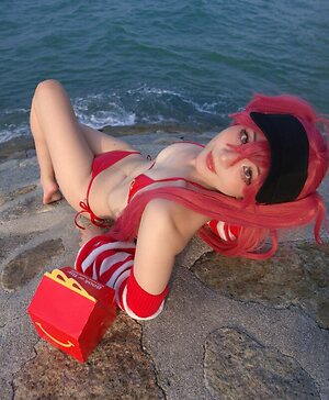 Kumabeari leaked photo #2