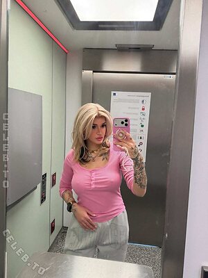 Kunshikitty Nude Leaked Photo #22