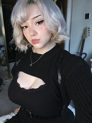 kvwviiju leaked photo #5