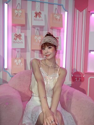 Kwon Eunbi leaked photo #48